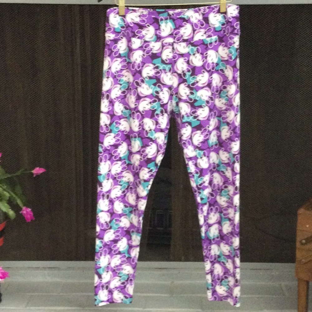 LuLaRoe Mickey Mouse leggings. women’s size M